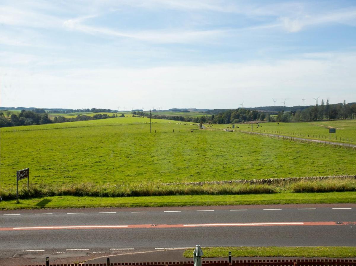 Oyo Knowesgate Inn, Northumberland National Park Kirkwhelpington 外观 照片