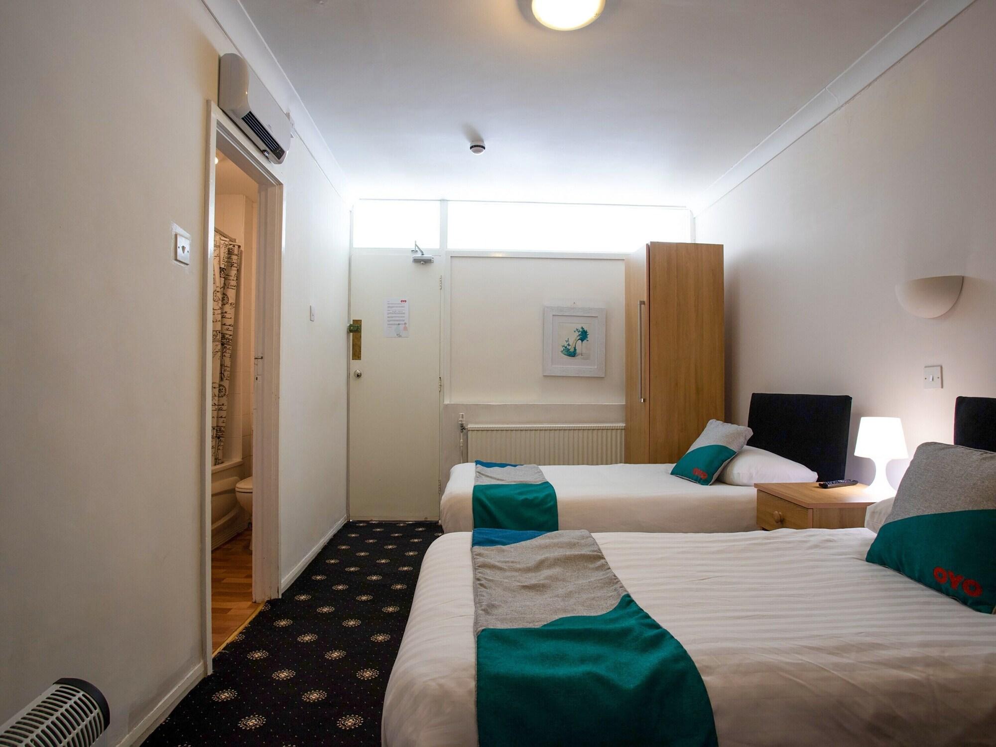 Oyo Knowesgate Inn, Northumberland National Park Kirkwhelpington 外观 照片